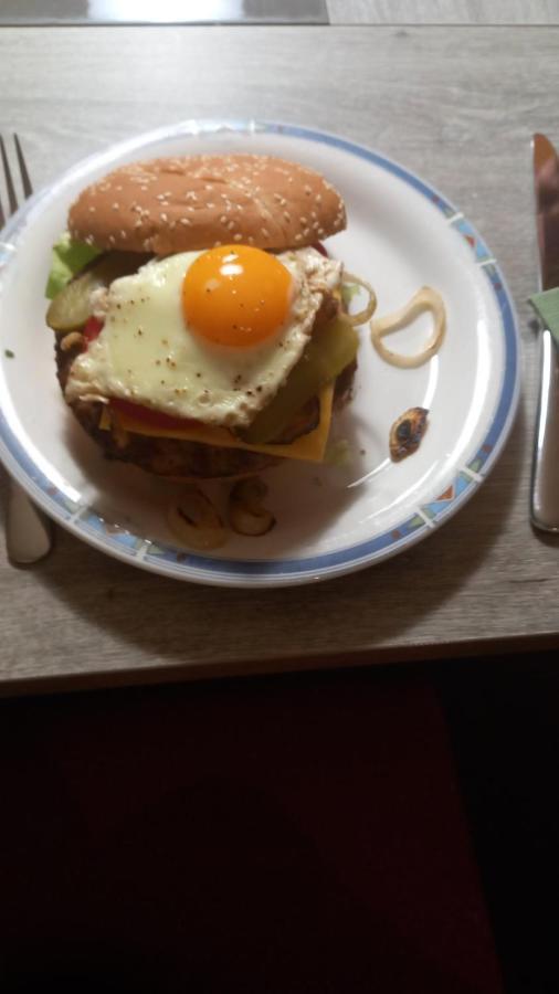 Camping Oos Heem Montenau Buitenkant foto
